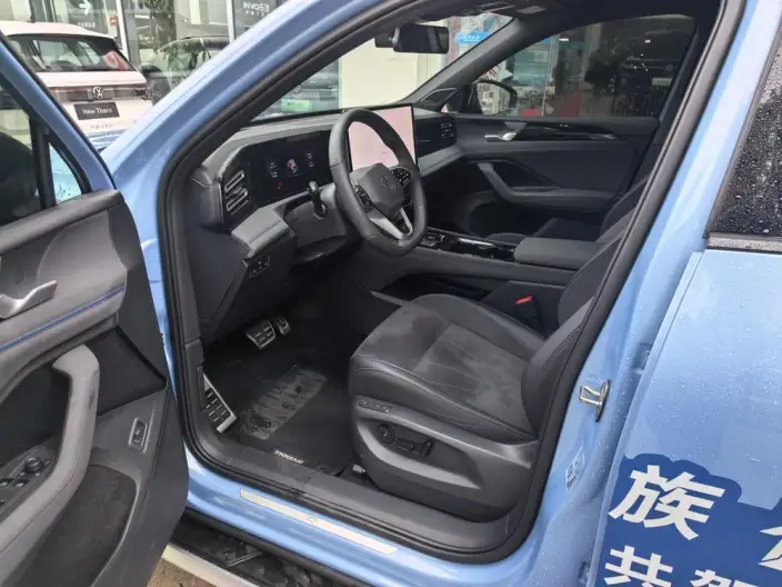 Volkswagen Tiguan L 2025 Model Pro 380TSI 4WD R-Line Smart collar Edition – фото 7