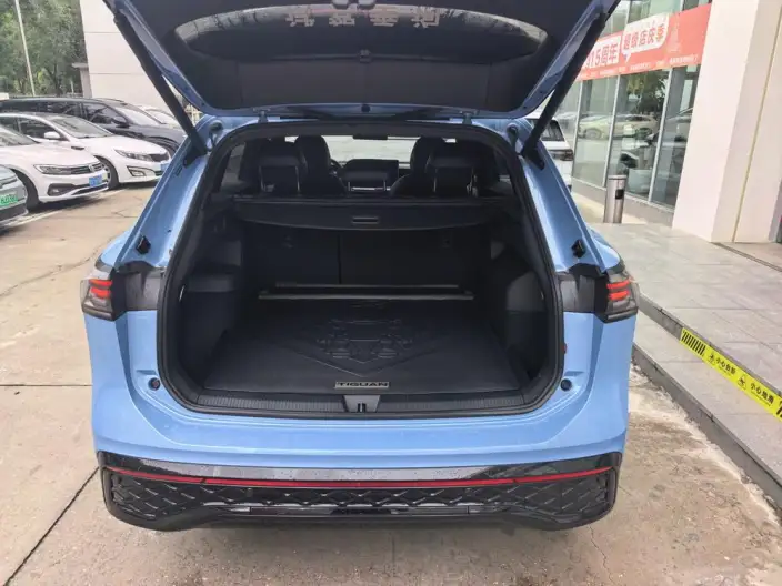 Volkswagen Tiguan L 2025 Model Pro 380TSI 4WD R-Line Smart collar Edition – фото 9