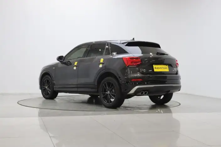 AUDI Q2L 2020 Model 35TFSI Enterprising Dynamic Model – фото 5