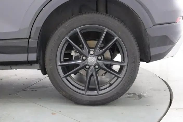 AUDI Q2L 2020 Model 35TFSI Enterprising Dynamic Model – фото 9