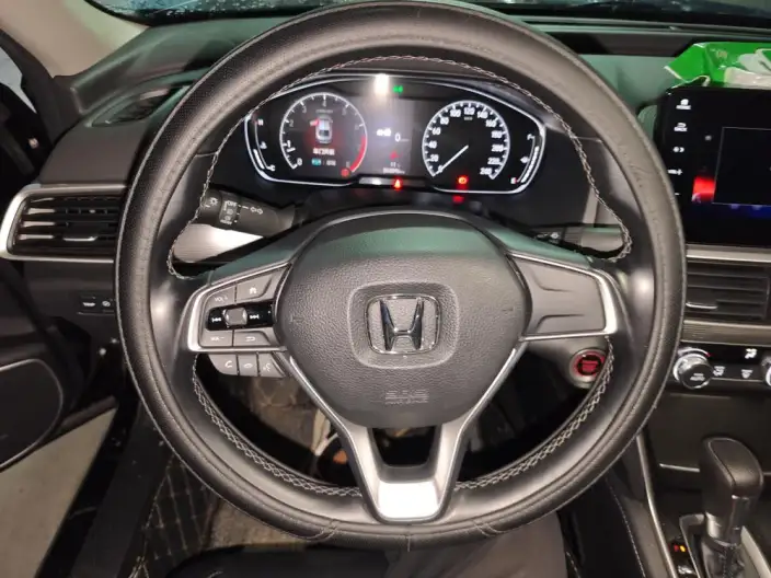 Honda Accord 2022 Model 260TURBO Deluxe Edition – фото 7