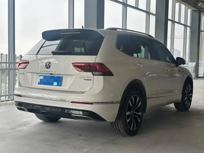 Volkswagen Tiguan L 2021 Model 380TSI Automatic 4WD R-Line Enjoy the version more 7 seat – фото 6