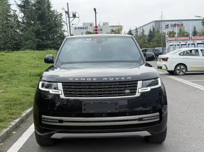 Range Rover 2025 Model 3.0 L6 400PS Shengshi Extended Edition – фото 2