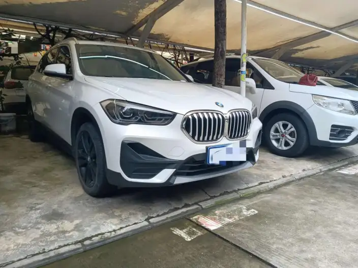 BMW X1 2022 Model sDrive20Li Fashion Model – фото 3
