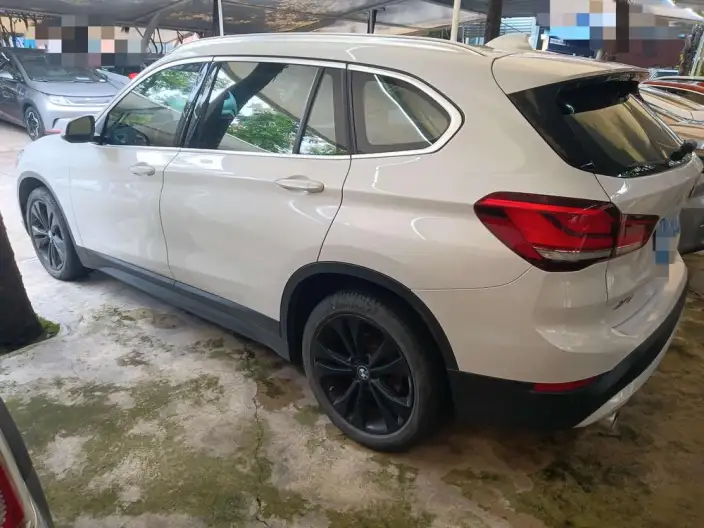 BMW X1 2022 Model sDrive20Li Fashion Model – фото 4