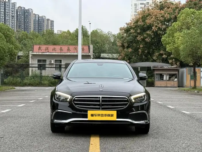 Mercedes-Benz E-Class 2022 Model Facelift II E 300 L Luxury Model sedan – фото 2