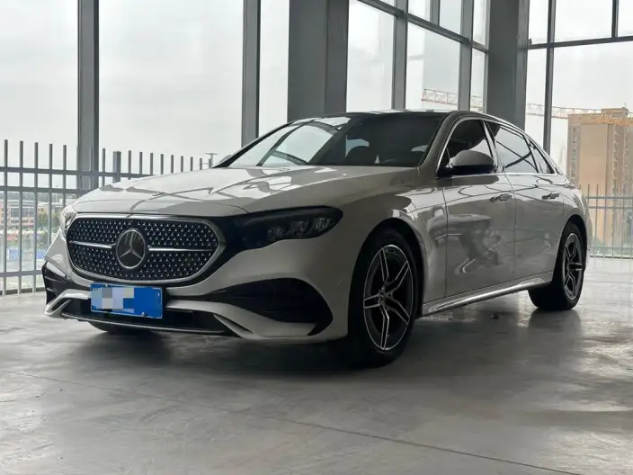 Mercedes-Benz E-Class 2024 Model E 260 L Sports sedan – фото 1
