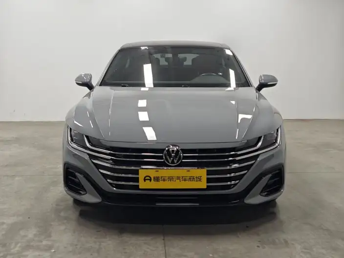 Volkswagen CC 2023 Model 330TSI Dazzling version – фото 2