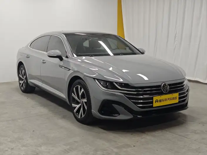 Volkswagen CC 2023 Model 330TSI Dazzling version – фото 3