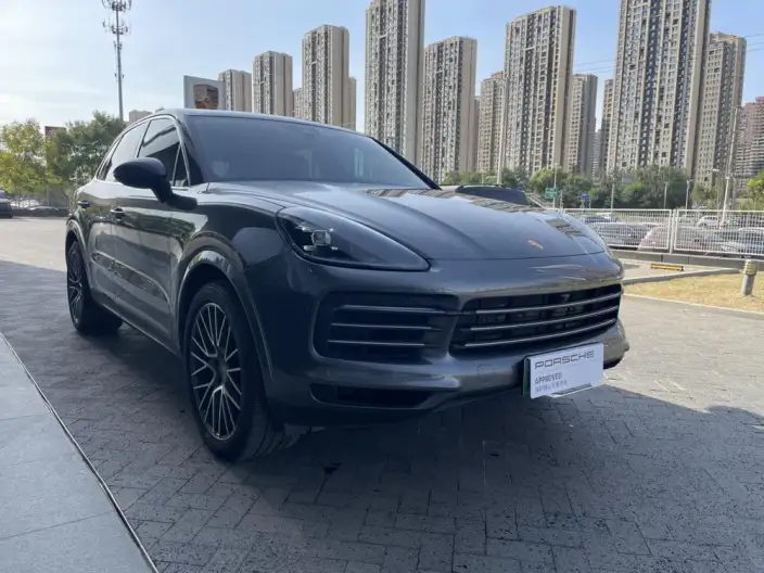 Cayenne E-Hybrid 2022 Model Cayenne E-Hybrid 2.0T Platinum edition