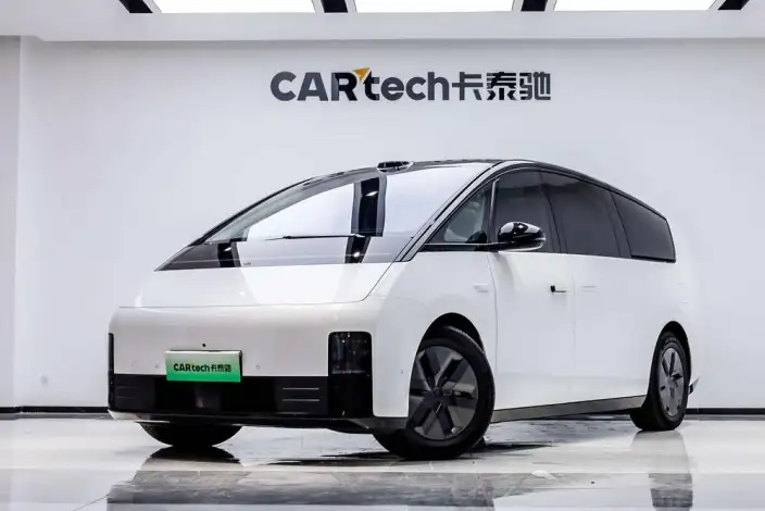 Li Auto MEGA 2025 Model Home Family Special Edition – фото 1