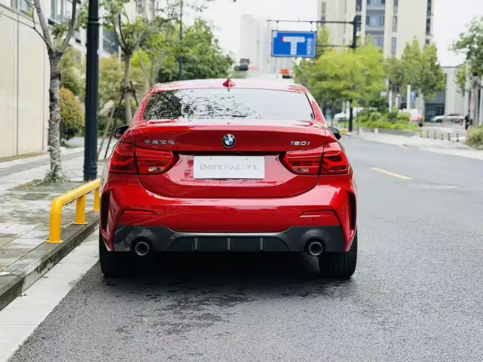 BMW 1 Series 2021 Model 120i M Sports Night Edition – фото 4