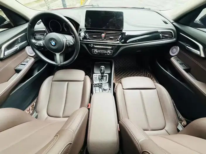 BMW 1 Series 2021 Model 120i M Sports Night Edition – фото 10