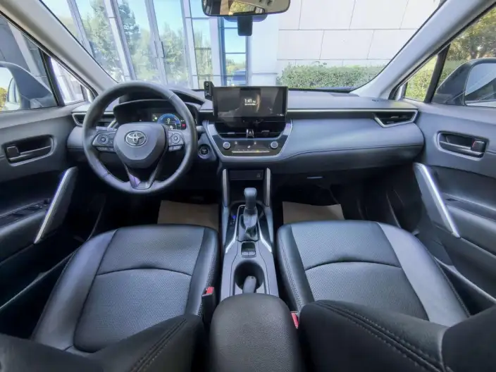 Toyota Corolla Cross 2024 Model 2.0L CVT Elite Edition – фото 8
