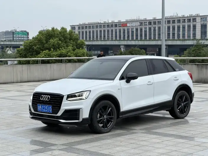 AUDI Q2L 2020 Model 35TFSI Enterprising Dynamic Model – фото 1