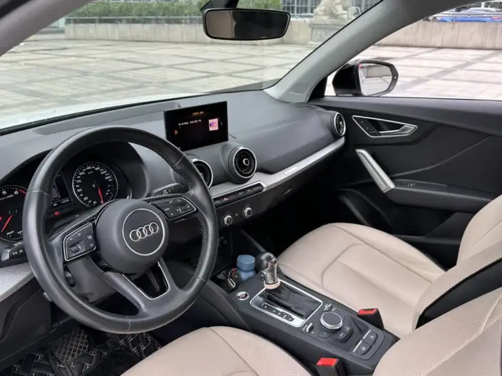 AUDI Q2L 2020 Model 35TFSI Enterprising Dynamic Model – фото 9