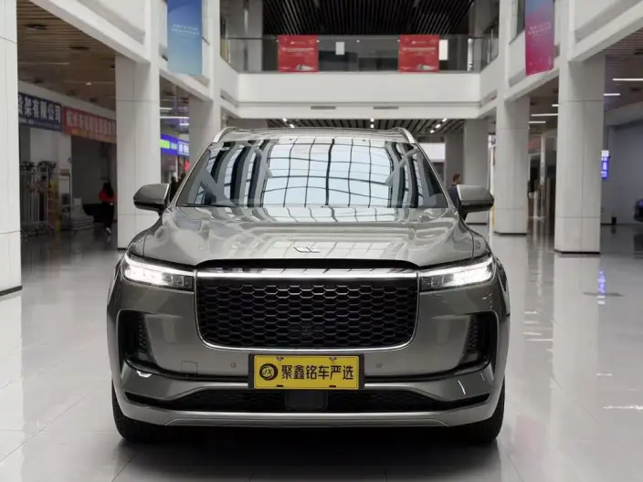 Li Auto ONE 2021 Model Extended Range 6 seat Edition – фото 2