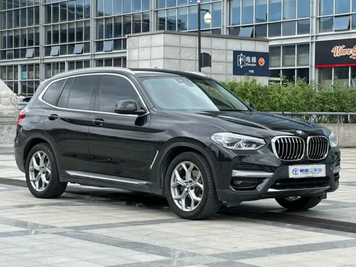 BMW X3 2020 Model xDrive28i Luxury Set – фото 3