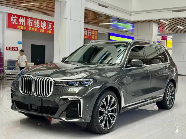 BMW X7 2021 Model xDrive40i Executive Model M Sports Set – фото 1