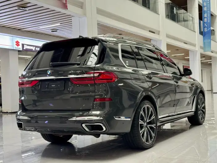 BMW X7 2021 Model xDrive40i Executive Model M Sports Set – фото 5