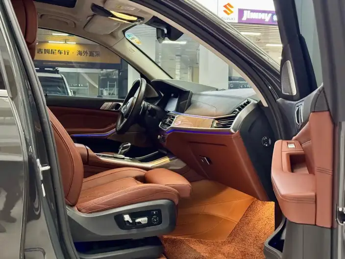 BMW X7 2021 Model xDrive40i Executive Model M Sports Set – фото 10