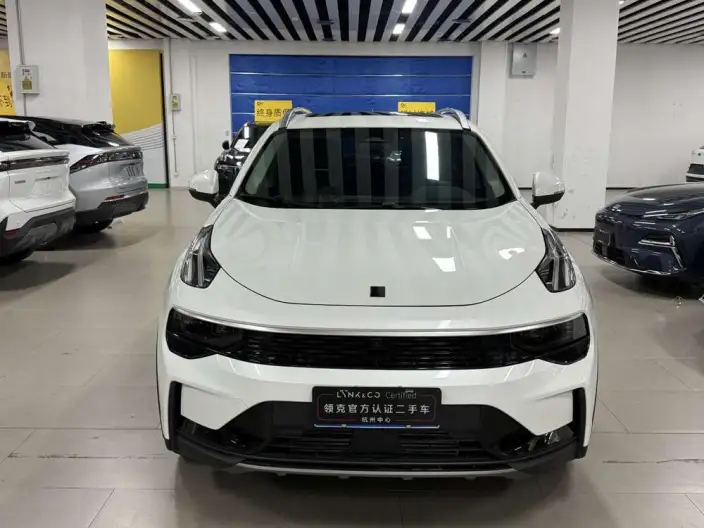 Lynk & Co 01 2023 Model 2.0TD 2WD Model Pro