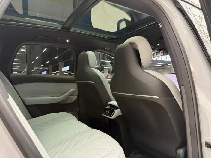 NIO ES6 2025 Model 75kWh – фото 7