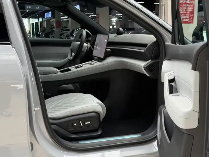 NIO ES6 2025 Model 75kWh – фото 9