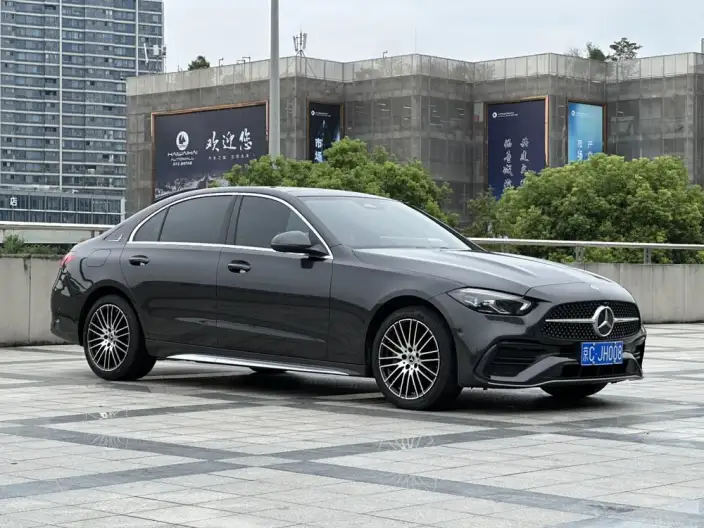 Mercedes-Benz C-Class 2022 Model C 260 L Sports Edition – фото 3