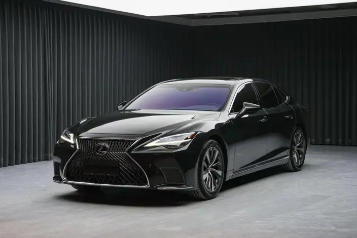 Lexus LS 2021 Model 500h Superior Edition