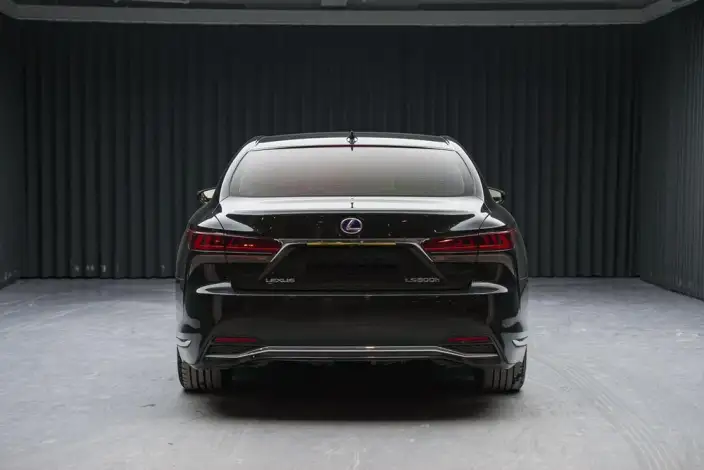 Lexus LS 2021 Model 500h Superior Edition – фото 6