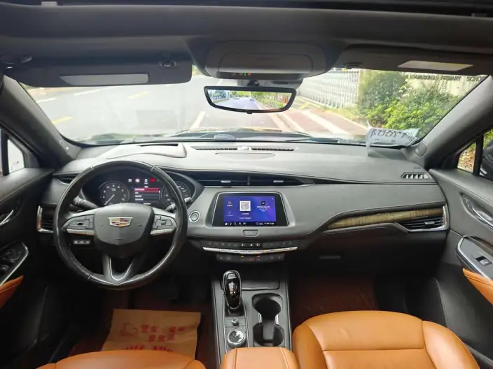 Cadillac XT4 2020 Model Facelift 28T 4WD Platinum edition – фото 10