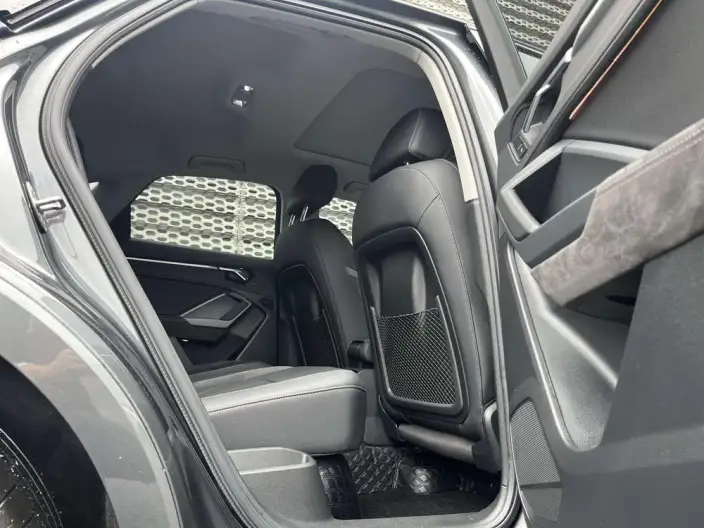 AUDI Q3 Sportback 2022 Model 40 TFSI Fashion Model – фото 9