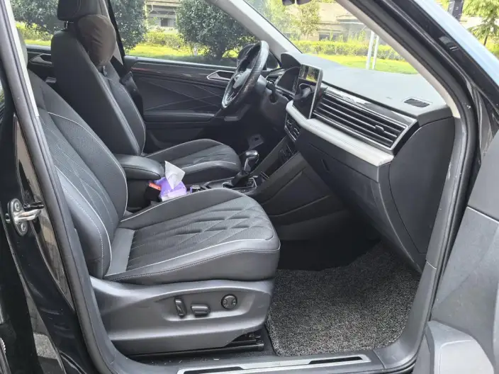 Volkswagen Tiguan L 2022 Model 330TSI Automatic 2WD R-Line Enjoy the version more – фото 7