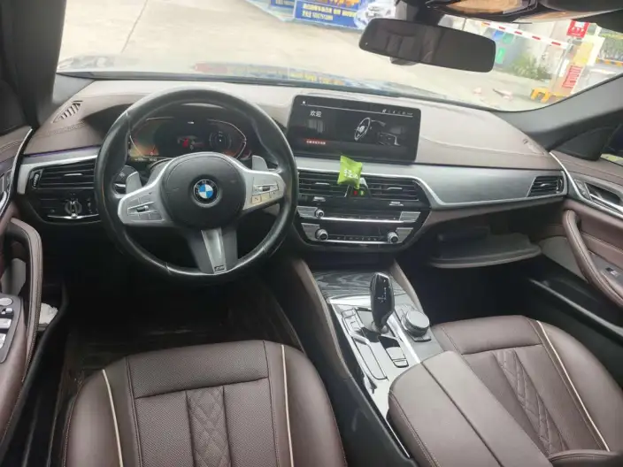 BMW 5 Series 2023 Model 530Li Leading Model M Sports Set – фото 7
