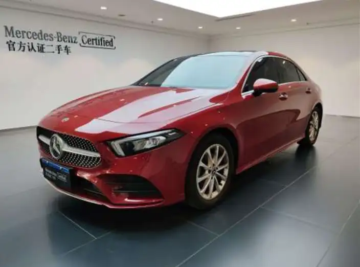 Mercedes-Benz A-class 2020 Model Facelift A 200 L Sports sedan Dynamic Model – фото 1