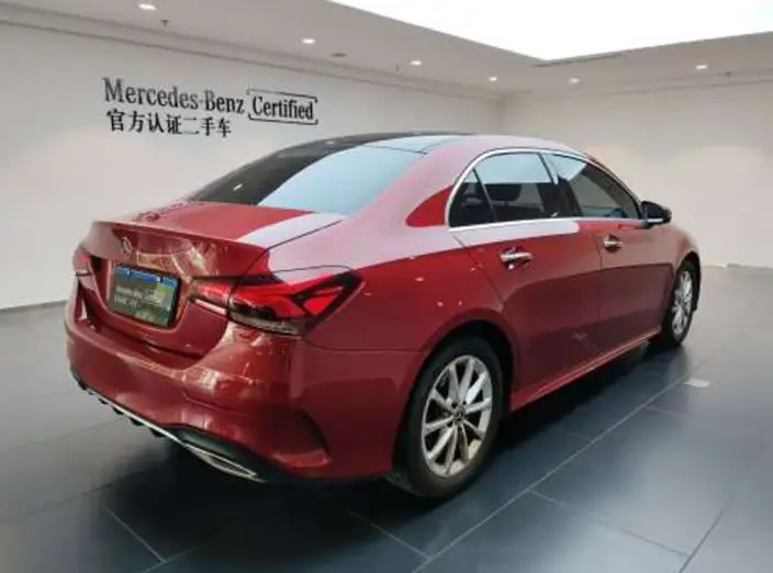 Mercedes-Benz A-class 2020 Model Facelift A 200 L Sports sedan Dynamic Model – фото 6