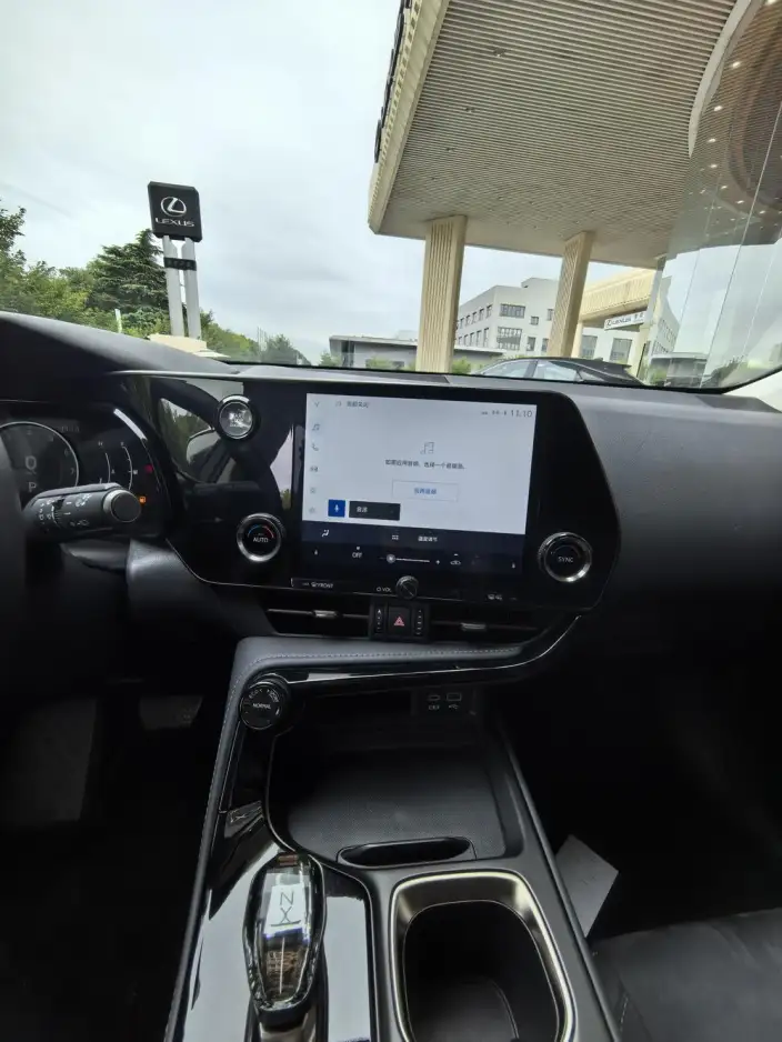 Lexus NX 2023 Model 260 Qian Drive Innovation Drive Edition – фото 10