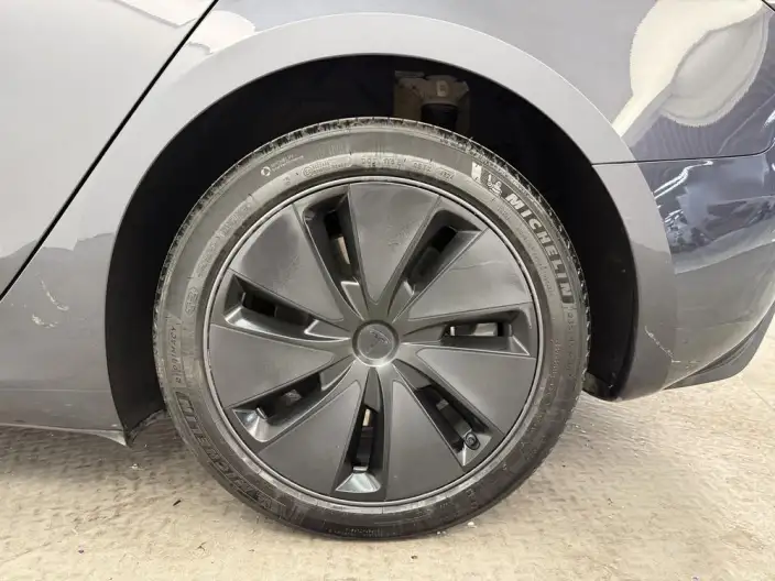 Model 3 2023 Model Long Battery Life Pro All-wheel drive version – фото 9