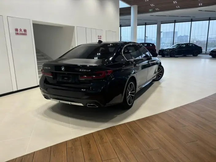 BMW 5 Series PHEV 2021 Model 535Le Luxury Set – фото 3