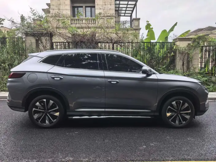 BYD Song PLUS EV 2025 Model 520KM Luxury Model – фото 6