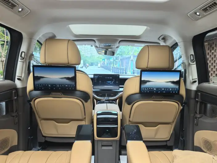 DENZA D9 DM 2022 Model 970 4WD Zunrong Model – фото 6