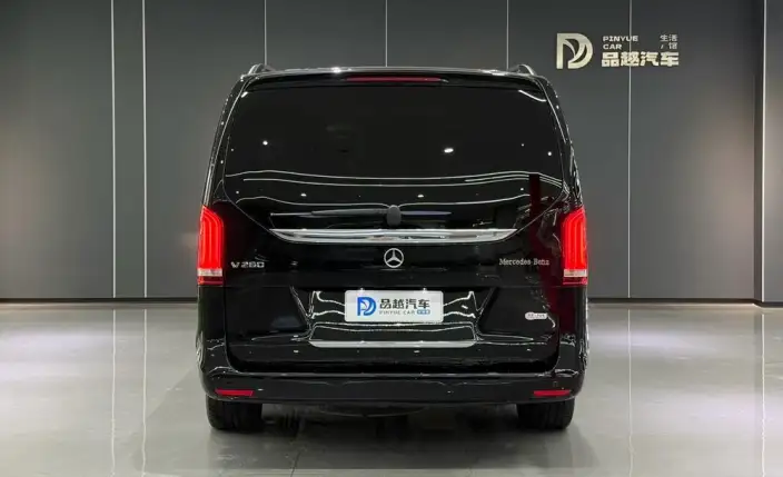 Mercedes-Benz V-Class 2022 Model V 260 Premium Edition – фото 4