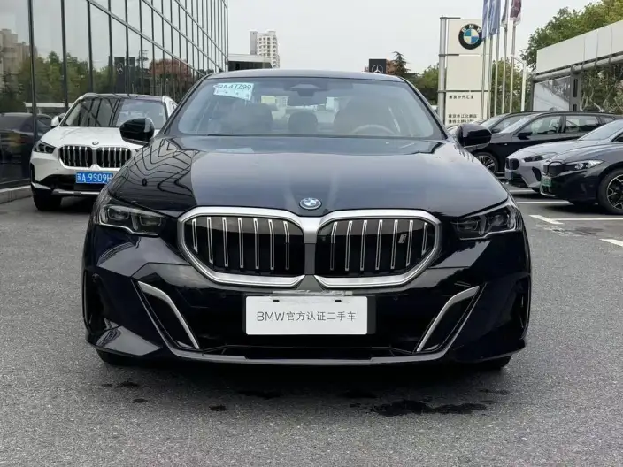 BMW i5 2025 Model eDrive40L M Sports Set – фото 2
