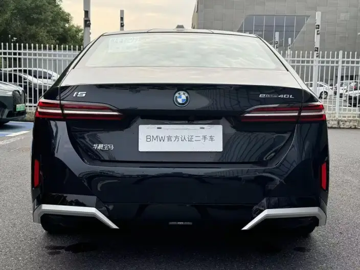 BMW i5 2025 Model eDrive40L M Sports Set – фото 4