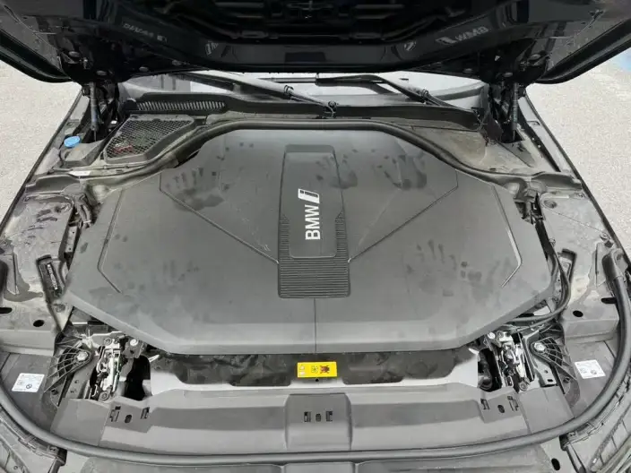 BMW i5 2025 Model eDrive40L M Sports Set – фото 7