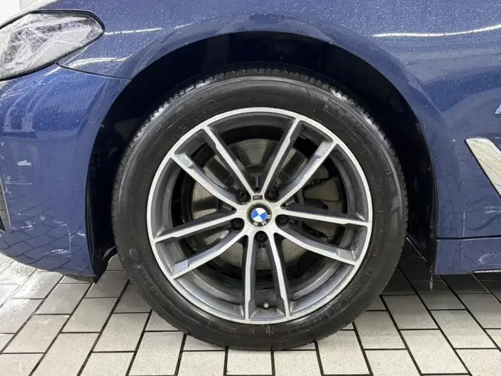BMW 5 Series 2021 Model 525Li M Sports Set – фото 8