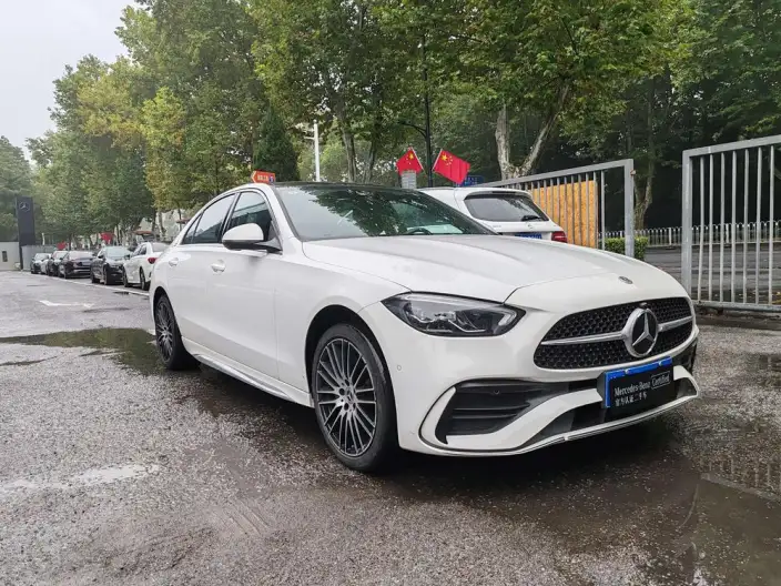 Mercedes-Benz C-Class 2023 Model C 260 L Sports Edition – фото 3