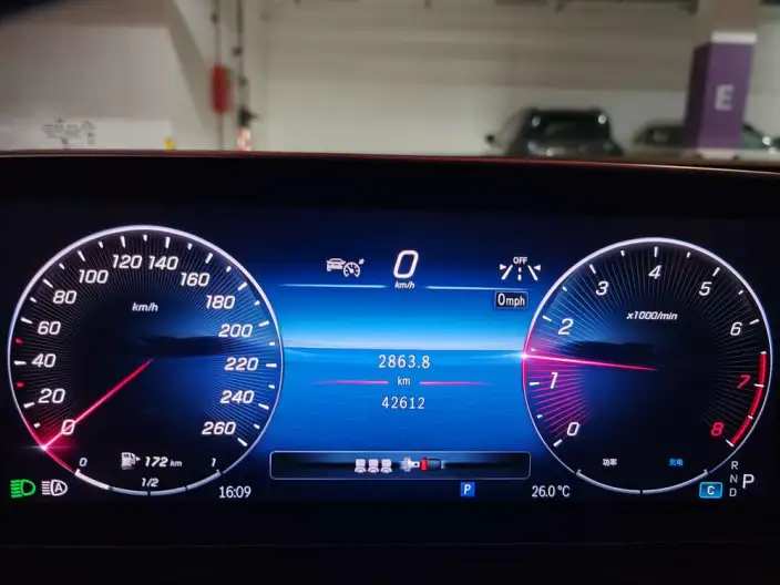 Mercedes-Benz C-Class 2023 Model C 260 L Sports Edition – фото 10