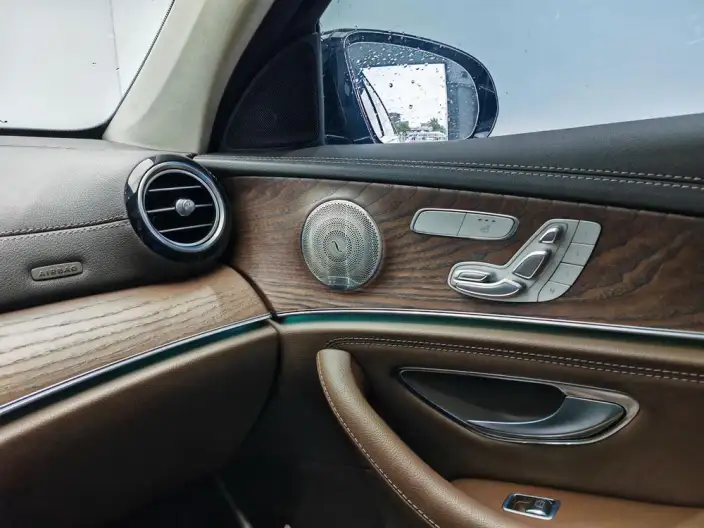 Mercedes-Benz E-Class 2021 Model E 300 L Luxury Model sedan – фото 9